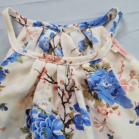 Stella‎ Tweed Blue and Cream Floral Blouse - Picture 5 of 10
